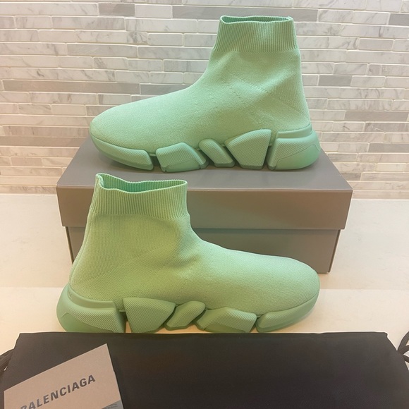 Balenciaga Speed 2.0 LT Sneakers - Picture 5 of 9